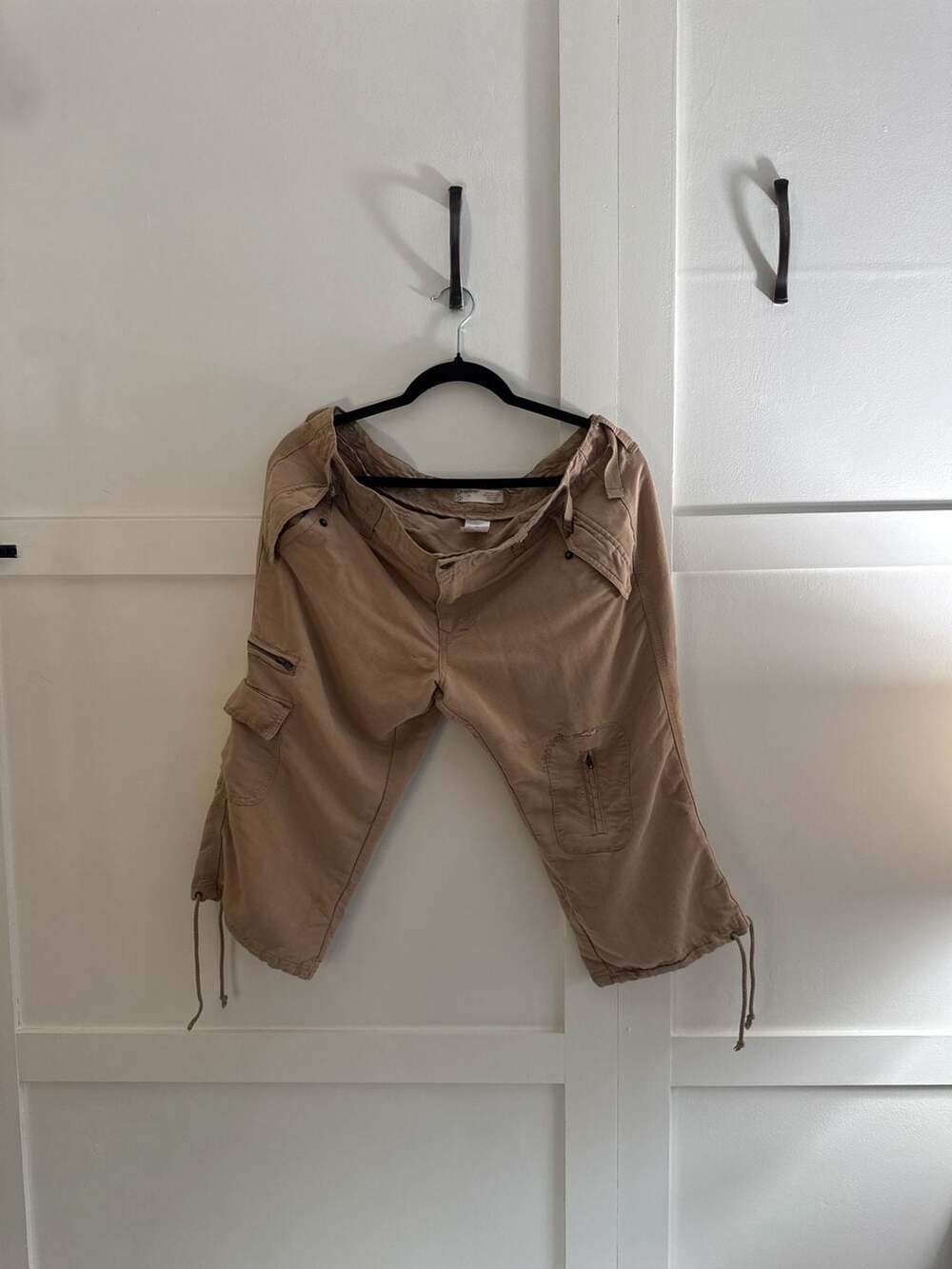 No Boundaries Y2K Khaki Cropped Cargo Pants Capri Size 15